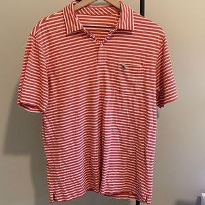VINEYARD VINES: Red and White striped polo